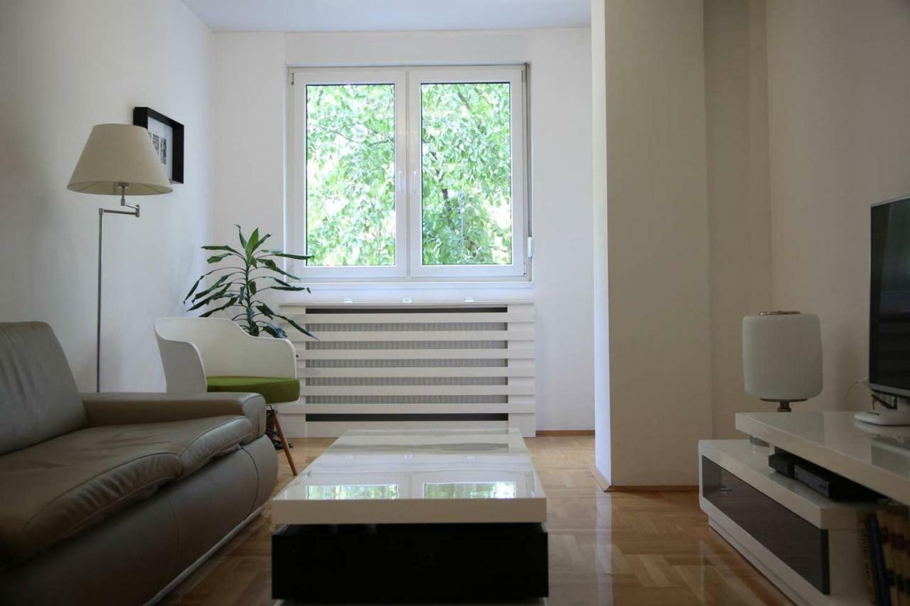 65 Square Meters Designer Apartment In Heart Of City - River View ! Park For Free Ni Eksteriør bilde