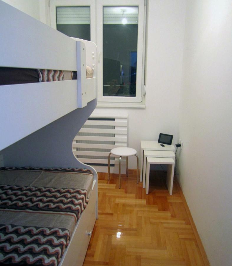 65 Square Meters Designer Apartment In Heart Of City - River View ! Park For Free Ni Eksteriør bilde